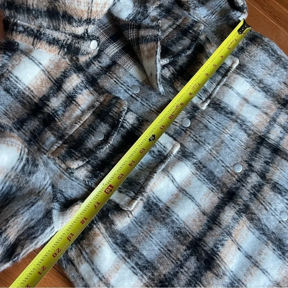 BB Dakota Plaid Soft Jacket (M) - Picture 4 of 5